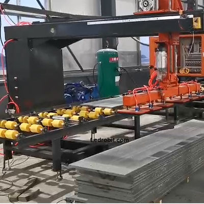 300kg 3500Mm نظام التحميل والتفريغ التحكم الآلي في شاحنة التحميل