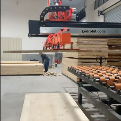 ناقل تحميل لوح خشبي آلي بالكامل نظام ناقل تحميل وتفريغ CNC